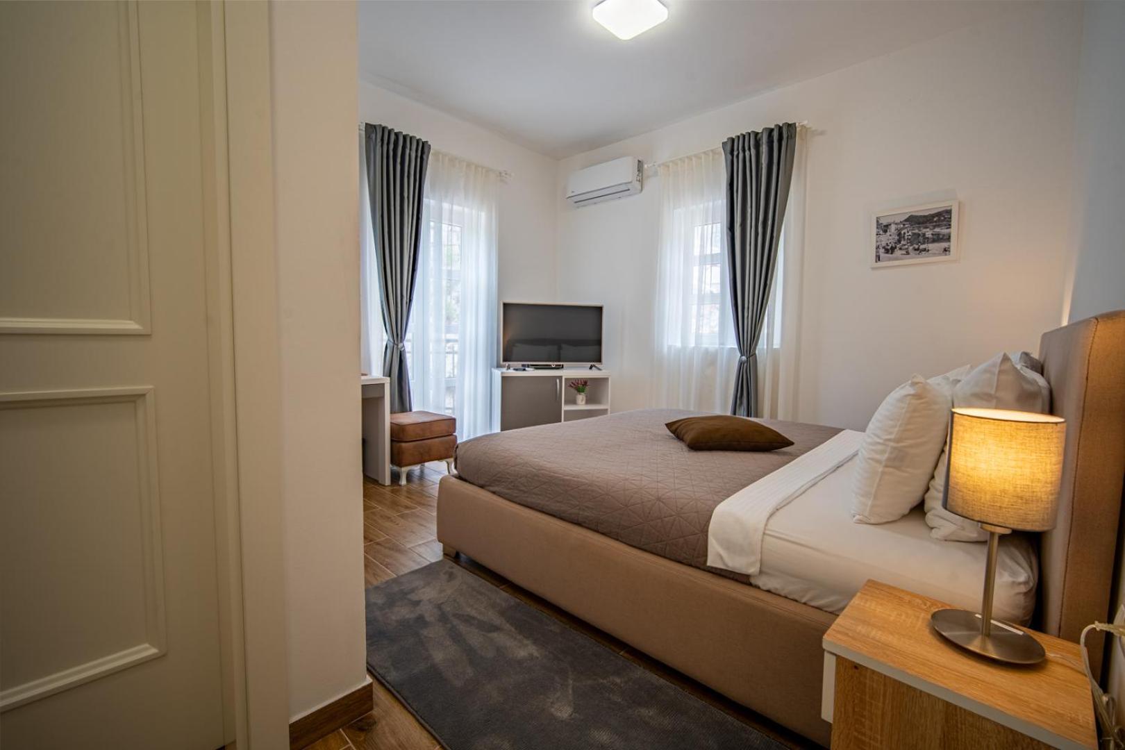 Skala Luxury Rooms Cetinje Eksteriør bilde