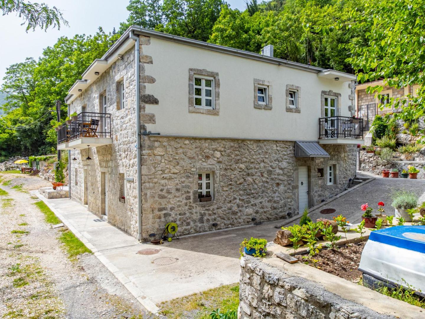 Skala Luxury Rooms Cetinje Eksteriør bilde